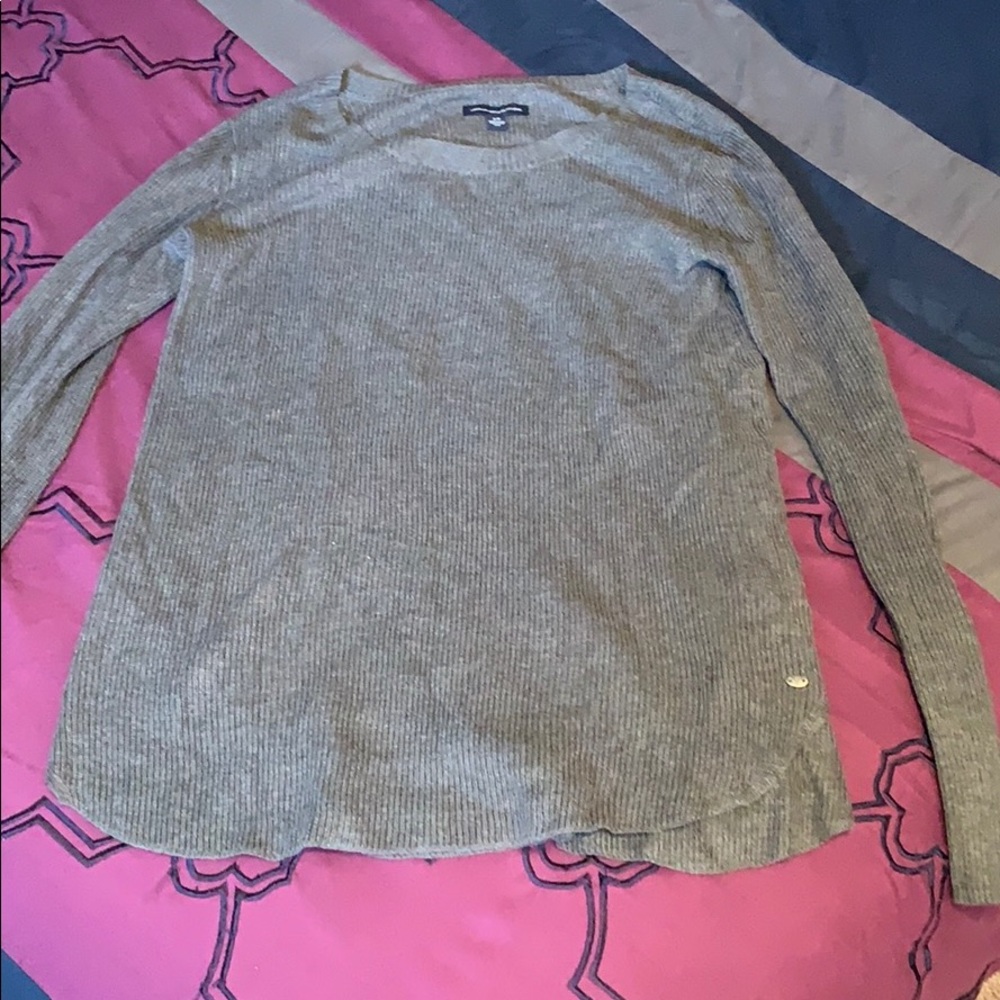 American eagle sweater